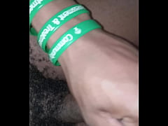 Play MP4 - I want 2 stroke my small brown cock