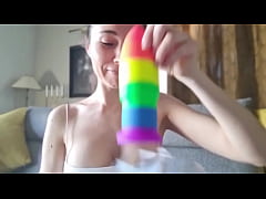 Play MP4 - Regardez ce que j'ai re&ccedil;u &excl; Un &lpar;petit&rpar; cadeau de la part de l'un d'entre vous &period;&period;&period;