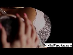 Play MP4 - Big boob Nikita Von James plays with herself