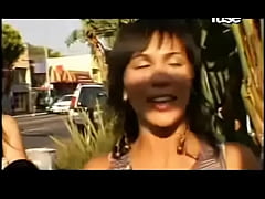 Play MP4 - Girl farting in mouths