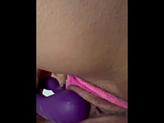 Play MP4 - QUE RICO ME MASTURBO CON MI DILDO FAVORITO