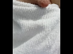 Play MP4 - Tettona con latte caldo