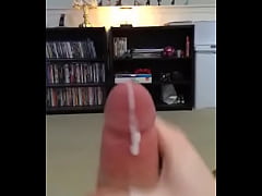 Play MP4 - Quick Cumshot