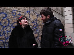 Play MP4 - Crystal&comma; brunette bordelaise tr&egrave;s coquine