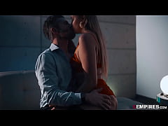 Play MP4 - Gizelle Blanco Wants to do is Please Her Man