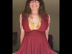 Play MP4 - Busty Sissy Cumming