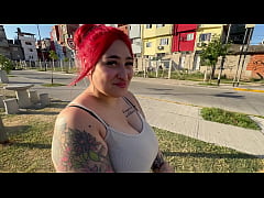 Play MP4 - Sexo duro con un Fan que me encuentra por la Calle