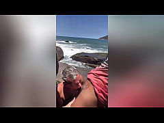 Play MP4 - dotadao meteu mais forte e sem camisinha no cuzinho do twink branquinho &sol; Gifted put harder and without a condom in the ass of the white twink