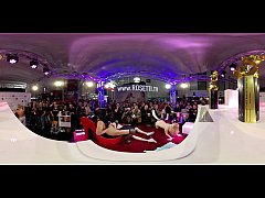 Play MP4 - Venus Lesbo Live 360Grad VR