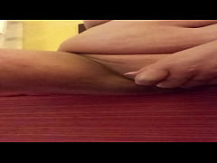 Play MP4 - Tskatieklark strokes and bust a huge load for a fan&excl;