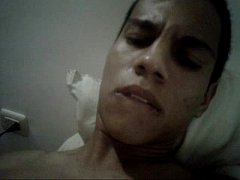 Play MP4 - rico hombre