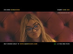 Play MP4 - Redhead with a bodysuit to get wet GGMansion