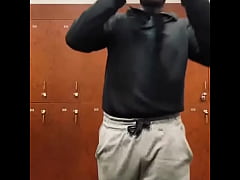 Play MP4 - Snake eyes tongue