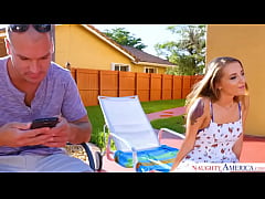 Play MP4 - Petite Avery Adair Fucks a Thundercock Outdoors