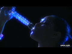 Play MP4 - Asian milf Jessica rubs her cunt with the glass dildo&period;