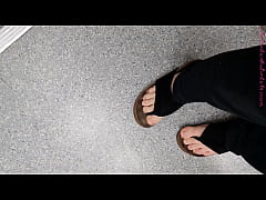 Play MP4 - Barfu&szlig; zum M&uuml;llplatz