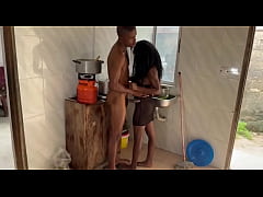 Play MP4 - PUSSY SQUIRT IN THE KITCHEN