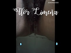 Play MP4 - Flor Lime&ntilde;a orinando intensamente