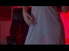 Play MP4 - Sneaky bride teasing you showing boobs - Laura Fatalle