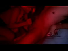 Play MP4 - Novinha fazendo boquete no seu chefe