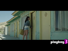 Play MP4 - Perfect brunette Alexandra Tyler posed outdoor and exposed her nice boobs