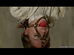 Play MP4 - Therapist punish teen in straitjacket