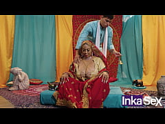 Play MP4 - Chudai - Milf Hind&uacute; de grandes tetas le es infiel a su esposo con masajista pervertido&period;