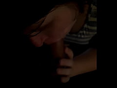 Play MP4 - Esti szop&aacute;s