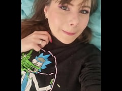 Play MP4 - -up in my bed