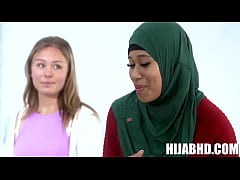 Play MP4 - Its Christmas Skyla Sun &comma; Claire Collins &comma; Ken Feels