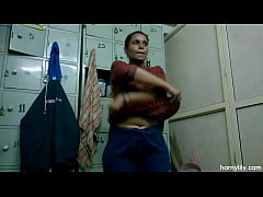 Play MP4 - Dildo Slides Easily into Indian Tight Oiled Wet Pussy and Smooth Desi Big Ass