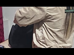 Play MP4 - Sexo por dinero real&colon; inmigrante extranjera reci&eacute;n llegada de los Estados Unidos acepta tener sexo al paso en un hotel barato y dejarse grabar a cambio de efectivo&period;