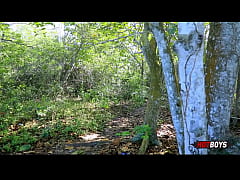 Play MP4 - Vamos passear no bosque enquanto Sr Lobo n&atilde;o vem&quest;&excl; Vem com nosso Lan&ccedil;amento da Semana com Heytor e Bambam no caminho s &period;&period;&period;