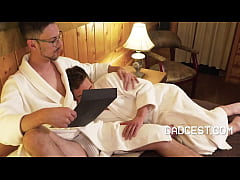 Play MP4 - Stepuncle Fucks My Twink Ass