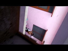 Play MP4 - Hidden wathing indian sister