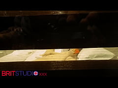 Play MP4 - You Watch Your Neighbour Masturbating