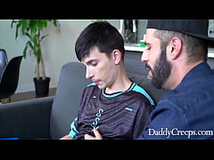 Play MP4 - step Daddy Makes It Upto Sad