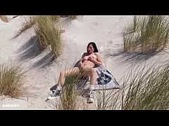 Play MP4 - Linda del Sol - On the way to the Beach