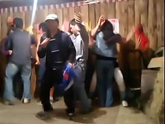 Play MP4 - tremenda fiesta