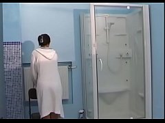 Play MP4 - Angelic brunette chick Tianna gets a good lever ride