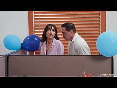 Play MP4 - Finger-Deep In Ass At The Office Vanessa Sky &sol; Brazzers&sol; Enter XVPROMO on official site for discount