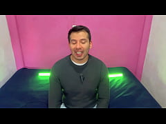 Play MP4 - Fui a una boda y en la iglesia termine penetrando al sacristan del cura a pelo &excl; Relato sexual