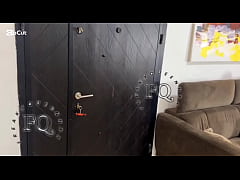 Play MP4 - Two Stepsisters lured the delivery guy to chill with them and it ended them fucking him