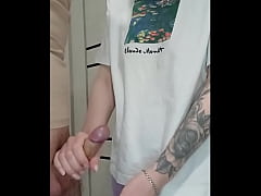 Play MP4 - stepmom's friend jerked off my dick at a house party