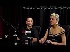 Play MP4 - Foi oficial de casamento em uma intervista com direito ate o martelete