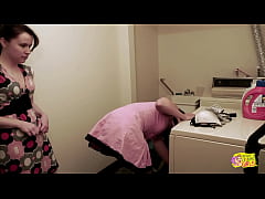 Play MP4 - Flirty lesbians Annabelle Lee and Eden Foster finger and eat their perfect asses and pussies