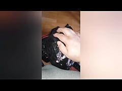 Play MP4 - 2025 11 08 Larve Sophie momifiee et soumise