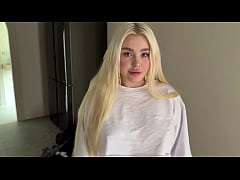 Play MP4 - Cum in a classmate&period; A college girl saw my house and offered to have sex with me&period;