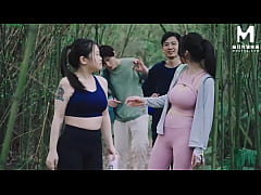 Play MP4 - ModelMedia Asia - Hiking in the mountains and meeting sexy milf and having wild sex right away