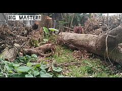 Play MP4 - preview of a very exhibitionist video